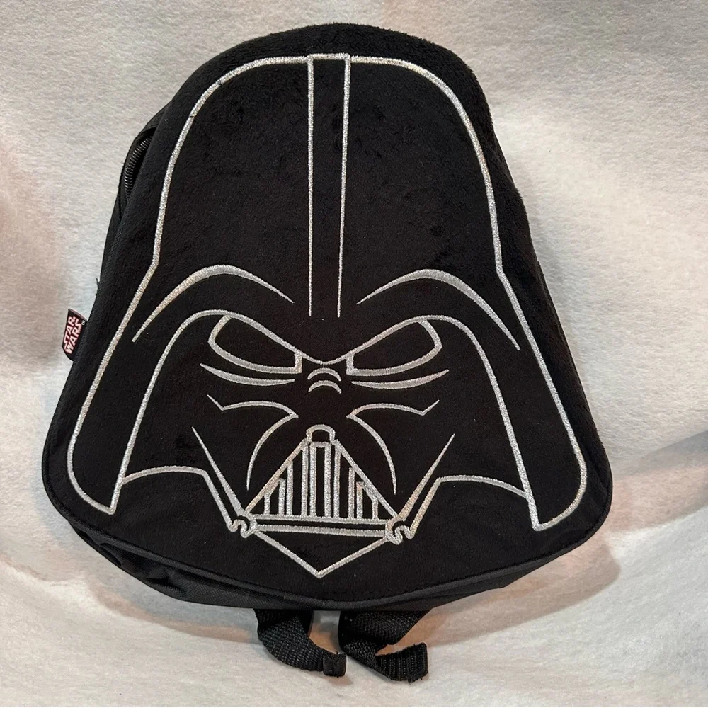 Kid’s Darth Vader mini backpack